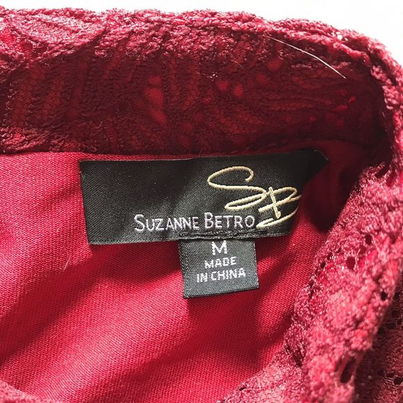 Suzanne Betro Red Lace Overlay Peplum Blouse Long Bell Sleeve Keyhole Back Med - Picture 3 of 9